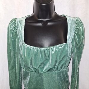Elegant Green Velvet Blouse Princess Look